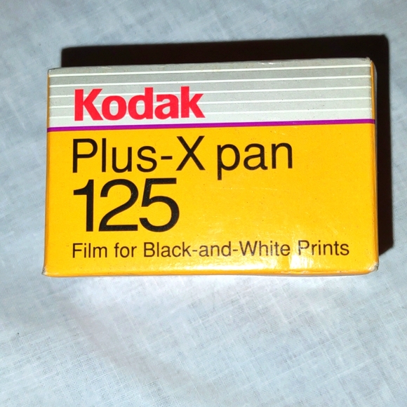 Kodak Plus -X pan 125 PX 235-36 exp.unopened black & white prints - Picture 1 of 3
